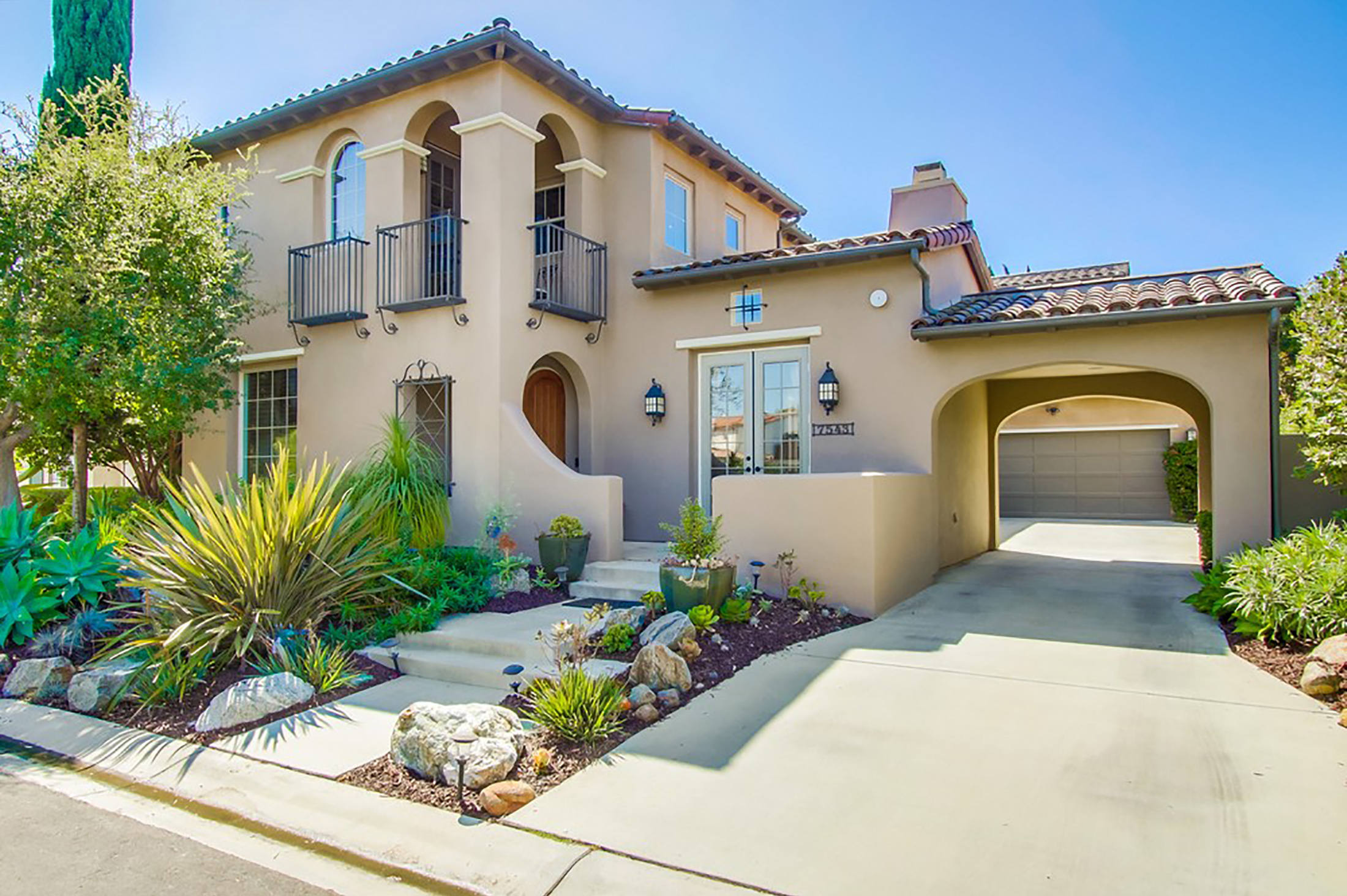 7543 Delfina, San Diego, CA 92127
